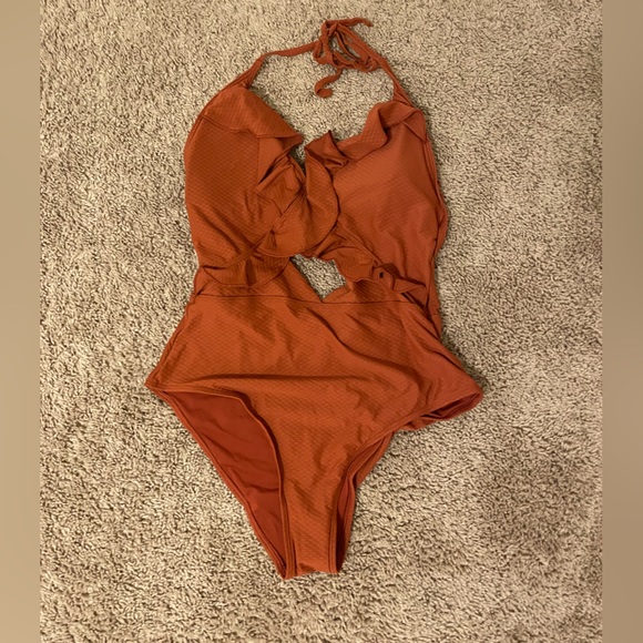 American Eagle Outfitters Swim Arie Ruffle Bathing Suit With Cutout